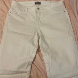 Abercrombie & Fitch Mid-Rise Jeans